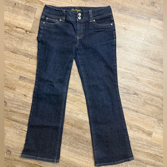 Ann Taylor • Modern Fit Lindsay Waist Bootcut Jeans - Picture 1 of 10